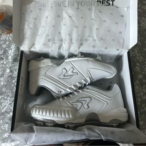 Ringor Metal Softball Cleats